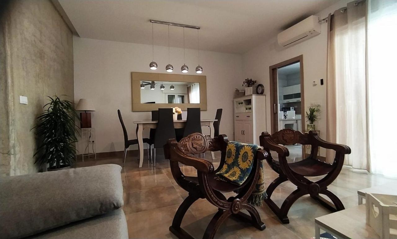 Casa Rural Albahaca Herrera del Duque Luaran gambar